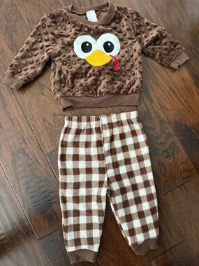Baby Starters Turkey Thanksgiving two piece pajama set - 9 months